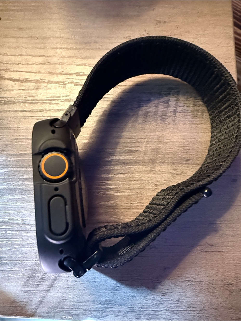 Apple Watch Ultra 2 titanium with Nylon Strap - Fitness & Notifications - Picture 2 of 7